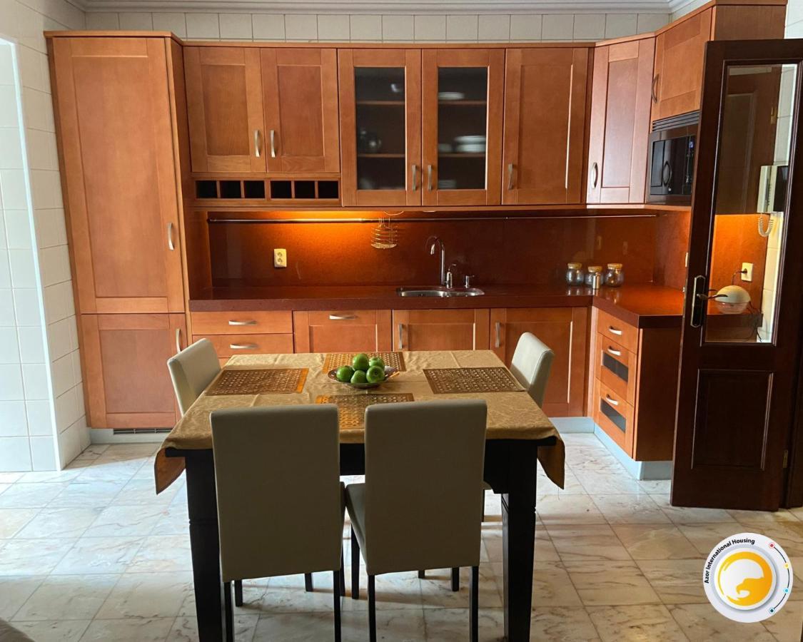 Azor International House Villa Понта Делгада Екстериор снимка